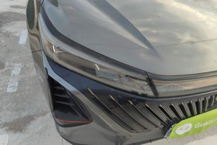 Used CHANGAN CS75 PLUS 2022 2nd Generation 1.5T Automatic Prestige Version Right Front Headlight