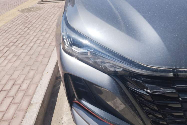 Used CHANGAN CS75 PLUS 2022 1.5T Automatic Luxury Model Right Front Headlight