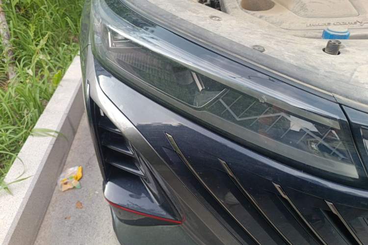 Used CHANGAN CS75 PLUS 2022 2nd Generation 1.5T Automatic Prestige Version Right Front Headlight