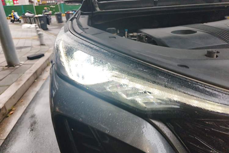 Used CHANGAN CS75 PLUS 2022 2.0T Automatic Pilot Version Right Front Headlight