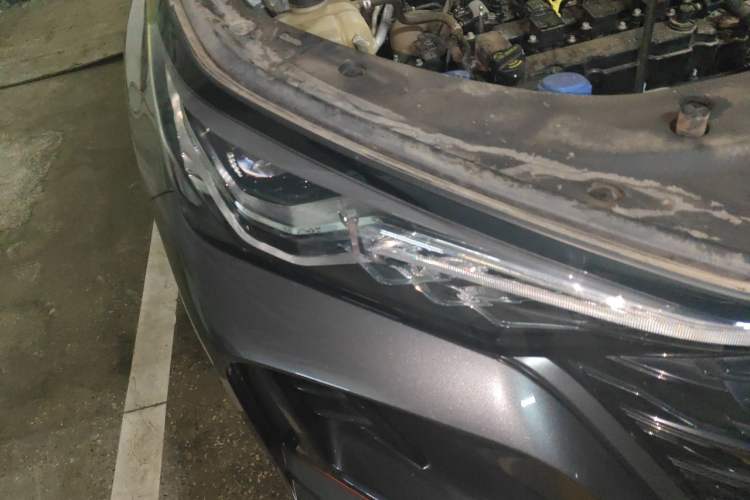 Used CHANGAN CS75 PLUS 2022 Classic Edition 1.5T Automatic Pioneer Model Right Front Headlight