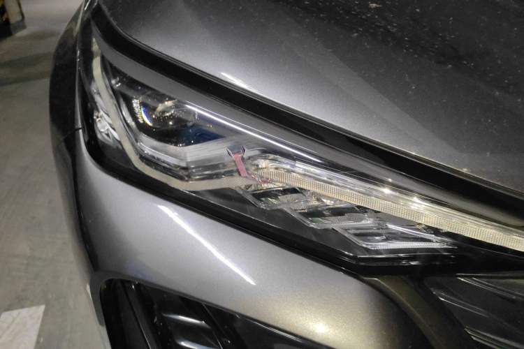 Used CHANGAN CS75 PLUS 2022 1.5T Automatic Luxury Model Right Front Headlight