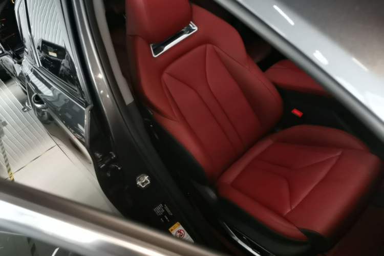 Used CHANGAN CS75 PLUS 2022 2nd Generation 1.5T Automatic Prestige Version Right Front Seat