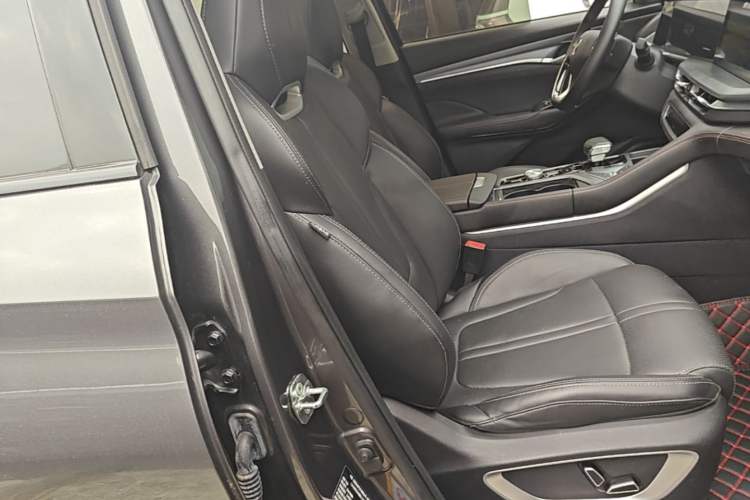 Used CHANGAN CS75 PLUS 2022 1.5T Automatic Prestige Model Right Front Seat