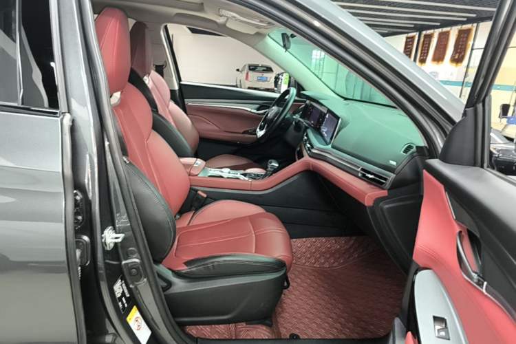 Used CHANGAN CS75 PLUS 2022 Classic Edition 1.5T Automatic Pioneer Model Right Front Seat