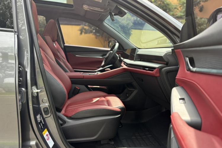 Used CHANGAN CS75 PLUS 2022 Second-Generation 2.0T Automatic Prestige Model Right Front Seat
