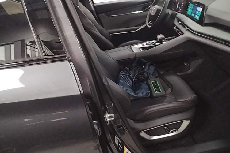 Used CHANGAN CS75 PLUS 2022 2nd Generation 1.5T Automatic Prestige Version Right Front Seat