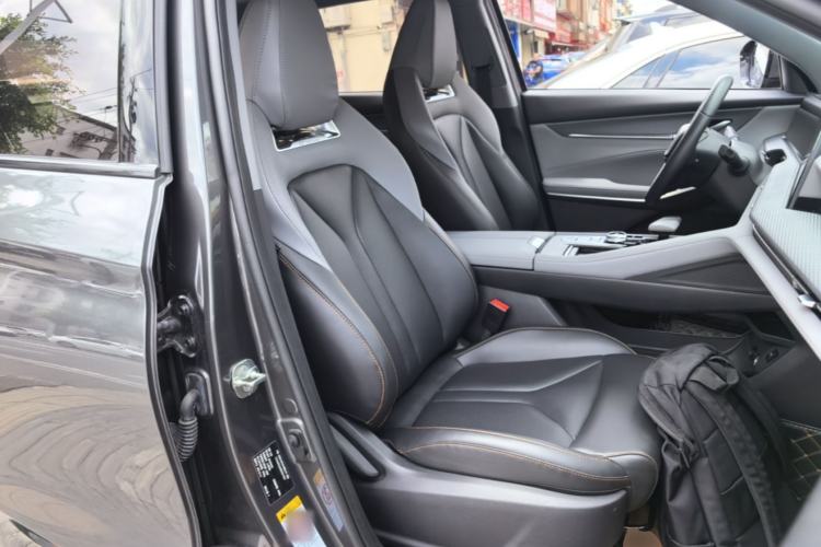Used CHANGAN CS75 PLUS 2022 Second-Generation 2.0T Automatic Prestige Model Right Front Seat