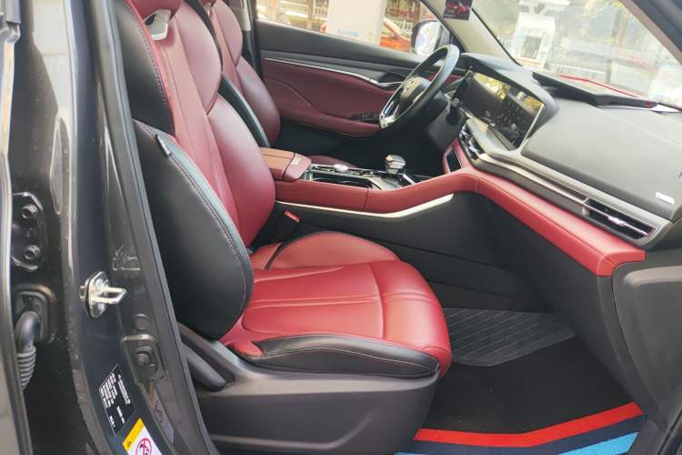 Used CHANGAN CS75 PLUS 2022 Classic Edition 1.5T Automatic Pioneer Model Right Front Seat