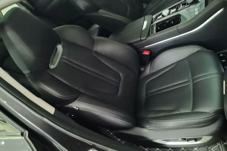 Used CHANGAN CS75 PLUS 2022 1.5T Automatic Prestige Model Right Front Seat