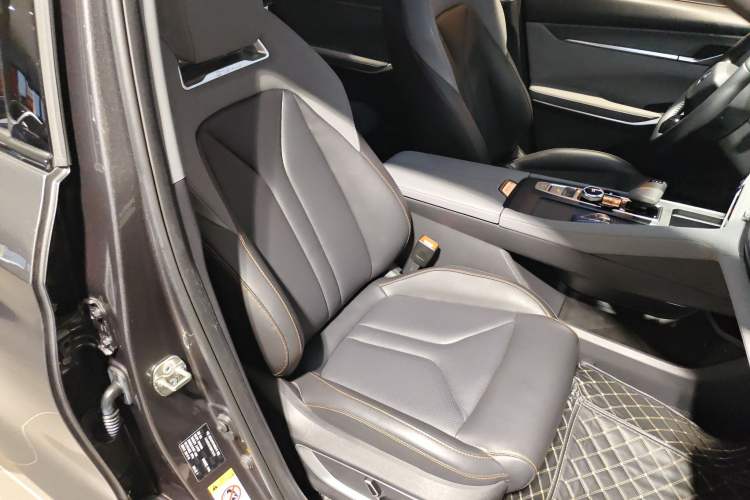 Used CHANGAN CS75 PLUS 2022 2nd Generation 1.5T Automatic Pilot Version Right Front Seat