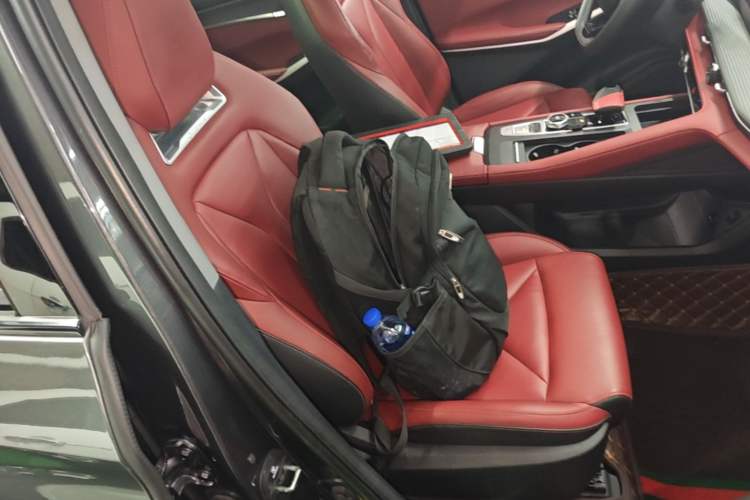 Used CHANGAN CS75 PLUS 2022 Second-Generation 2.0T Automatic Prestige Model Right Front Seat