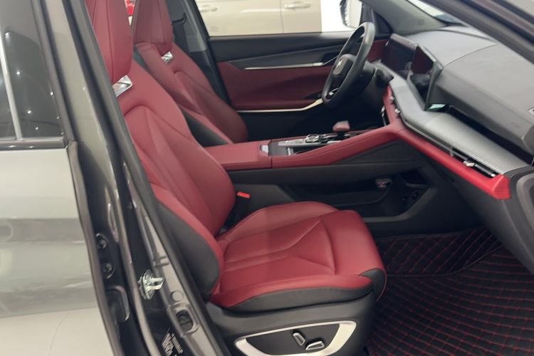 Used CHANGAN CS75 PLUS 2022 2nd Generation 1.5T Automatic Prestige Version Right Front Seat
