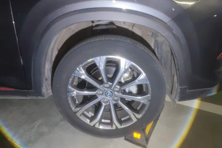 Used CHANGAN CS75 PLUS 2022 2.0T Automatic Pilot Version Right Front Wheel Hub