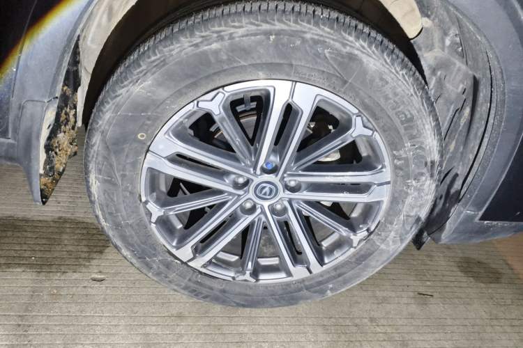 Used CHANGAN CS75 PLUS 2022 1.5T Automatic Luxury Model Right Front Wheel Hub