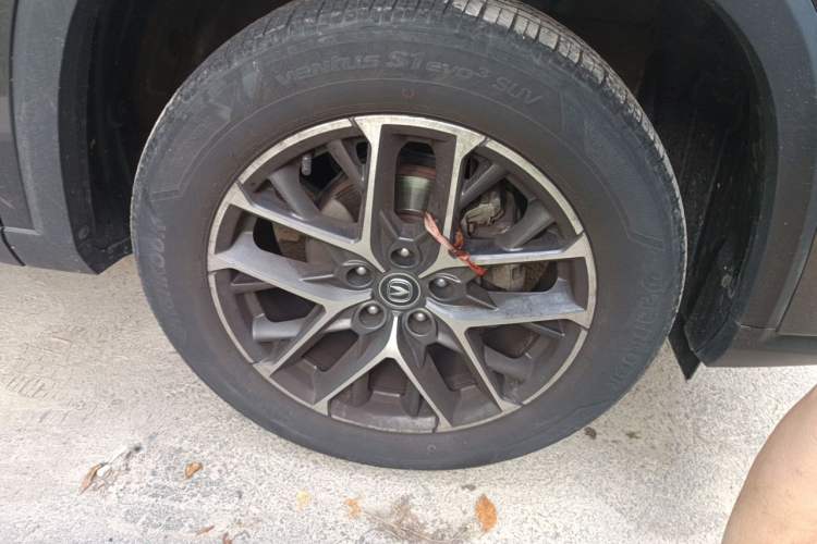 Used CHANGAN CS75 PLUS 2022 2nd Generation 1.5T Automatic Prestige Version Right Front Wheel Hub
