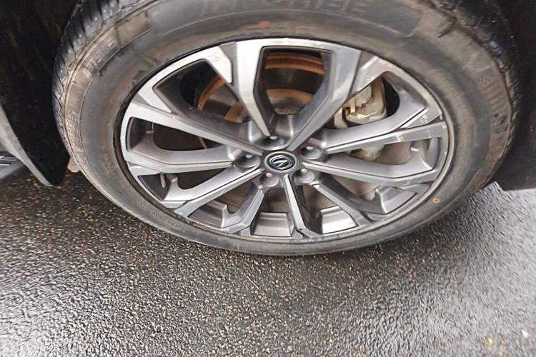 Used CHANGAN CS75 PLUS 2022 2.0T Automatic Pilot Version Right Front Wheel Hub