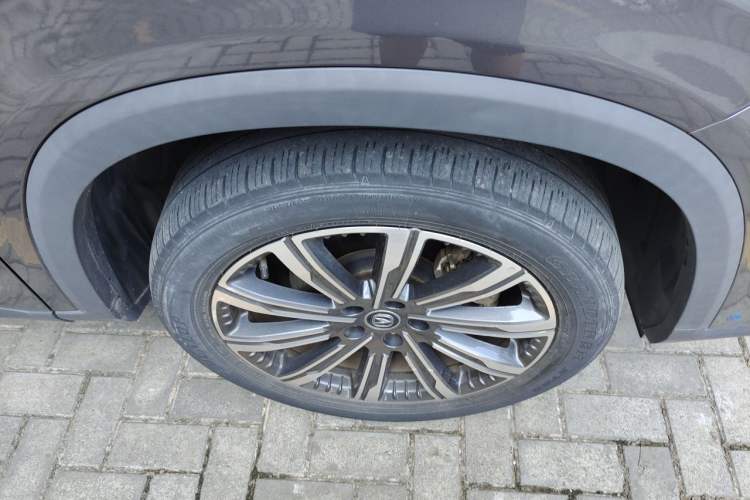 Used CHANGAN CS75 PLUS 2022 2.0T Automatic Flagship Edition Right Front Wheel Hub