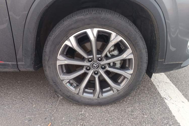 Used CHANGAN CS75 PLUS 2022 2.0T Automatic Pilot Version Right Front Wheel Hub