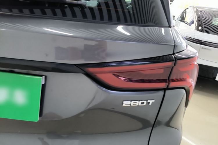 Used CHANGAN CS75 PLUS 2022 1.5T Automatic Luxury Model Right Rear Taillight