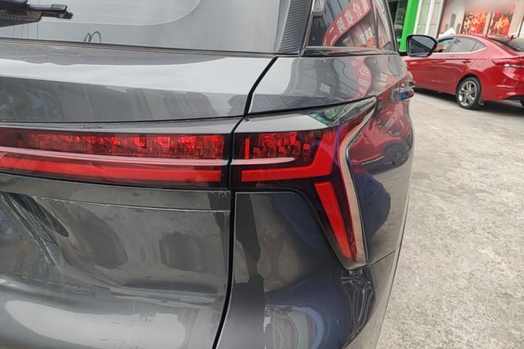 Used CHANGAN CS75 PLUS 2022 2nd Generation 1.5T Automatic Luxury Edition Right Rear Taillight
