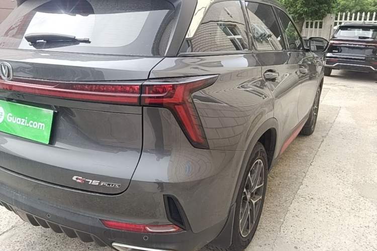 Used CHANGAN CS75 PLUS 2022 2nd Generation 1.5T Automatic Prestige Version Right Rear Taillight
