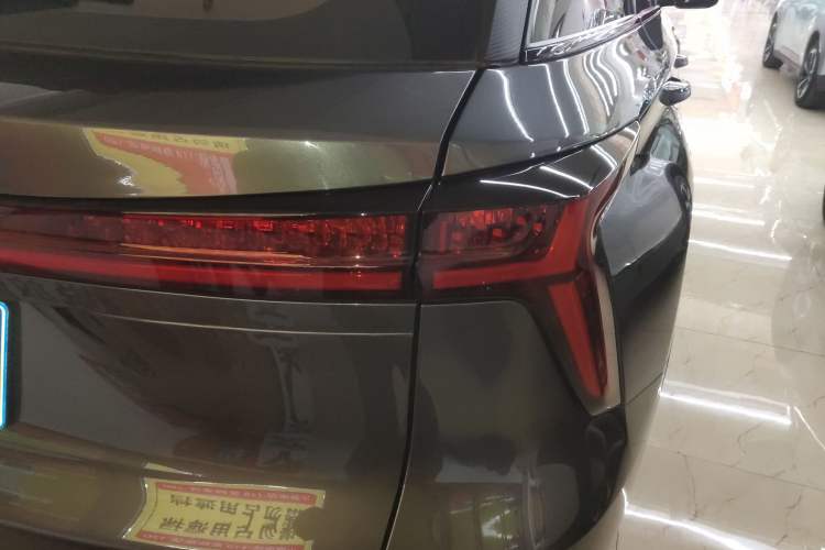 Used CHANGAN CS75 PLUS 2022 2nd Generation 1.5T Automatic Prestige Version Right Rear Taillight