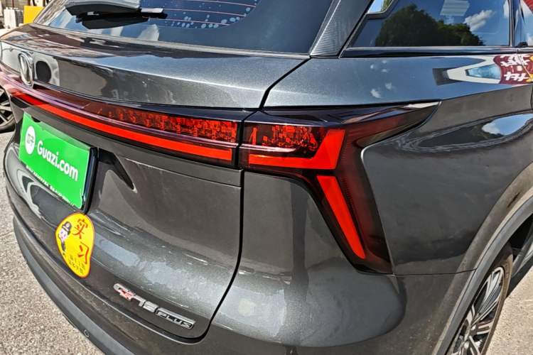 Used CHANGAN CS75 PLUS 2022 2nd Generation 1.5T Automatic Luxury Edition Right Rear Taillight