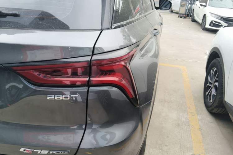 Used CHANGAN CS75 PLUS 2022 1.5T Automatic Luxury Model Right Rear Taillight