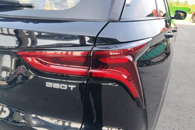 Used CHANGAN CS75 PLUS 2022 1.5T Automatic Luxury Model Right Rear Taillight