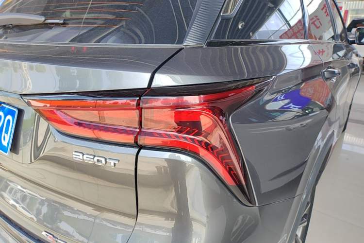 Used CHANGAN CS75 PLUS 2022 2.0T Automatic Pilot Version Right Rear Taillight