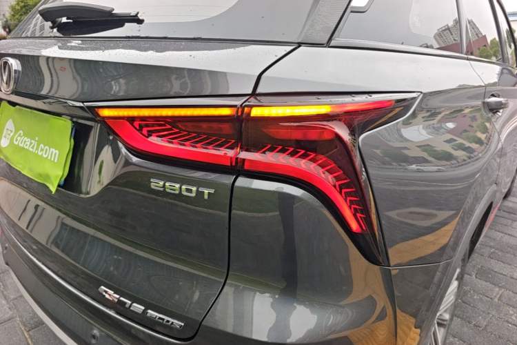 Used CHANGAN CS75 PLUS 2022 1.5T Automatic Luxury Model Right Rear Taillight