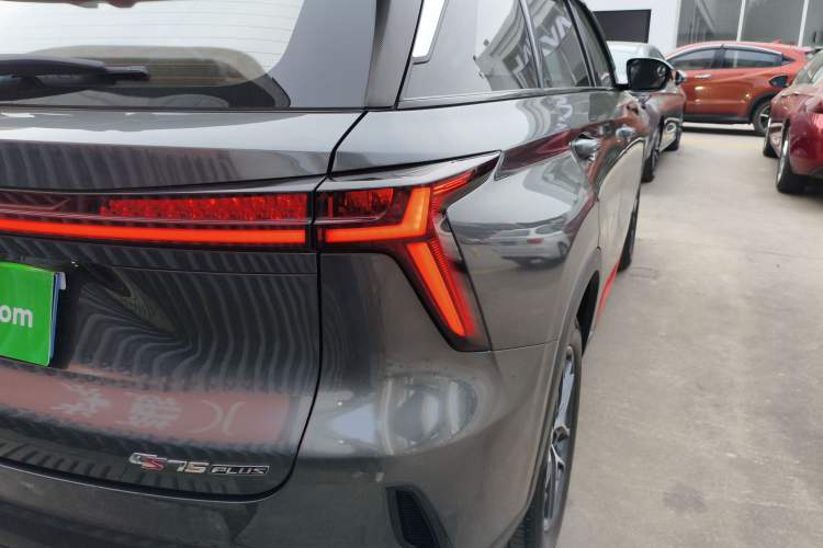 Used CHANGAN CS75 PLUS 2022 2nd Generation 1.5T Automatic Prestige Version Right Rear Taillight