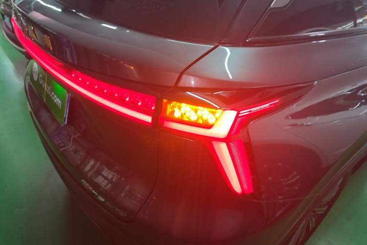 Used CHANGAN CS75 PLUS 2022 Second-Generation 2.0T Automatic Prestige Model Right Rear Taillight