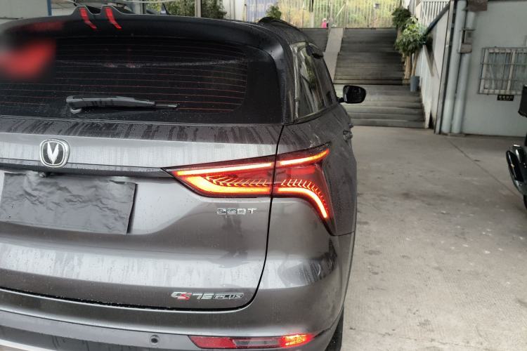 Used CHANGAN CS75 PLUS 2022 1.5T Automatic Luxury Model Right Rear Taillight