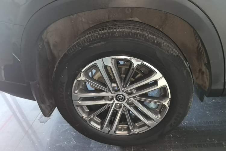 Used CHANGAN CS75 PLUS 2022 1.5T Automatic Luxury Model Right Rear Wheel Hub
