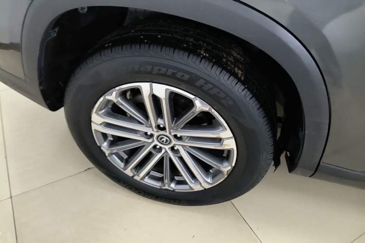 Used CHANGAN CS75 PLUS 2022 1.5T Automatic Luxury Model Right Rear Wheel Hub