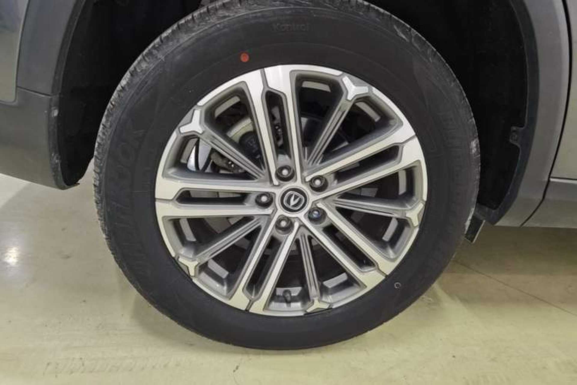 Used CHANGAN CS75 PLUS 2022 1.5T Automatic Luxury Model Right Rear Wheel Hub