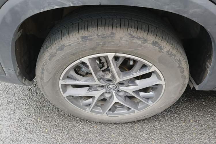 Used CHANGAN CS75 PLUS 2022 2nd Generation 1.5T Automatic Prestige Version Right Rear Wheel Hub