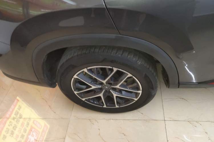 Used CHANGAN CS75 PLUS 2022 2nd Generation 1.5T Automatic Prestige Version Right Rear Wheel Hub
