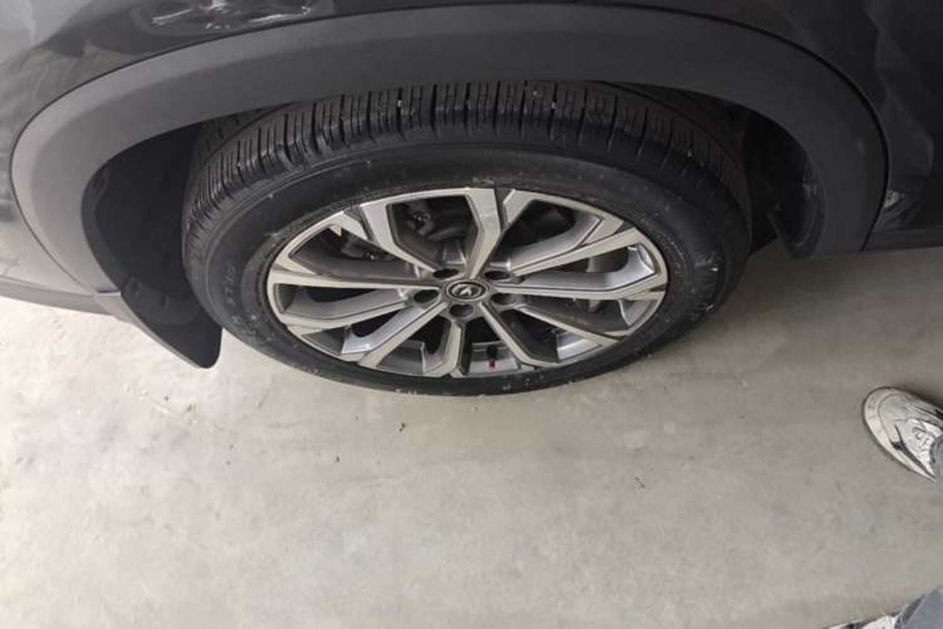 Used CHANGAN CS75 PLUS 2022 2.0T Automatic Flagship Edition Right Rear Wheel Hub