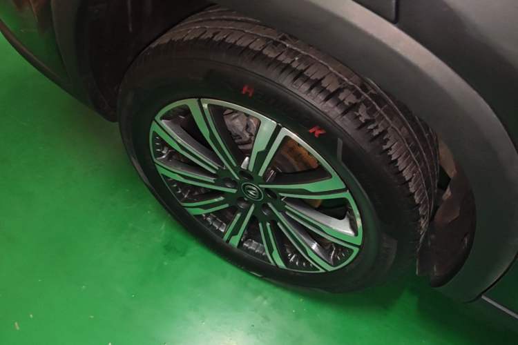 Used CHANGAN CS75 PLUS 2022 Second-Generation 2.0T Automatic Prestige Model Right Rear Wheel Hub