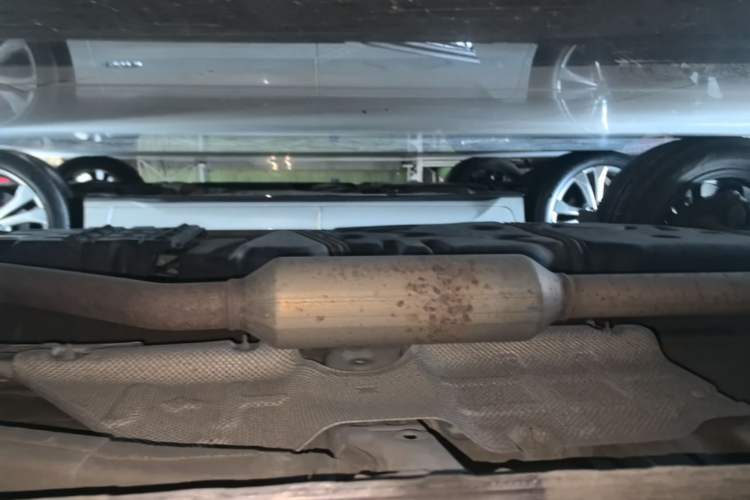 Used CHANGAN CS75 PLUS 2022 1.5T Automatic Luxury Model Right Side Sill