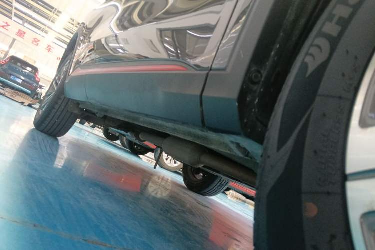 Used CHANGAN CS75 PLUS 2022 1.5T Automatic Luxury Model Right Side Sill