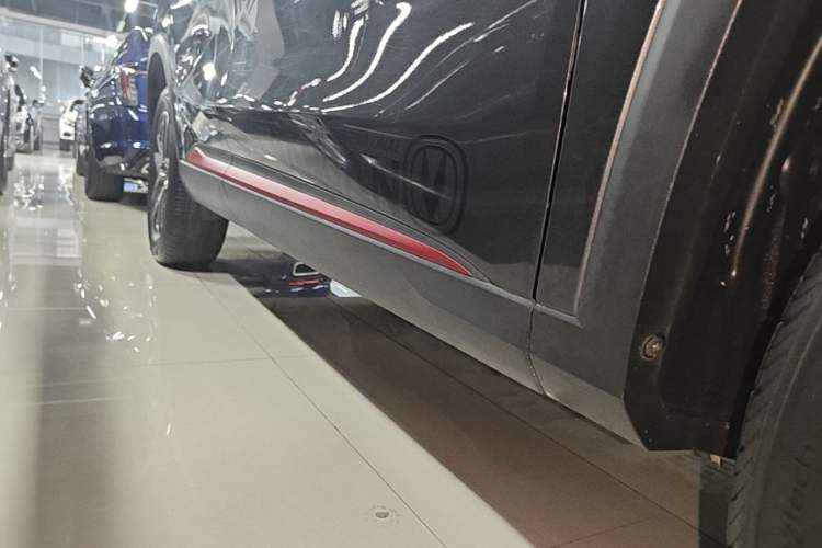Used CHANGAN CS75 PLUS 2022 Classic Edition 1.5T Automatic Pioneer Model Right Side Sill