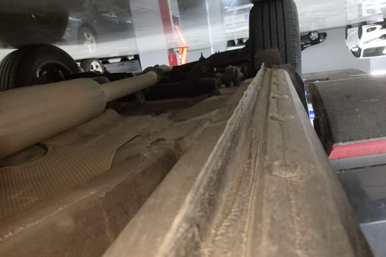 Used CHANGAN CS75 PLUS 2022 1.5T Automatic Luxury Model Right Side Sill
