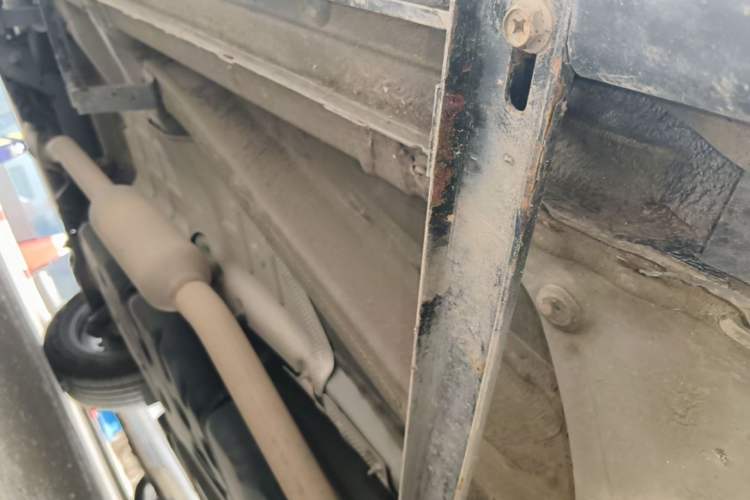 Used CHANGAN CS75 PLUS 2022 1.5T Automatic Luxury Model Right Side Sill