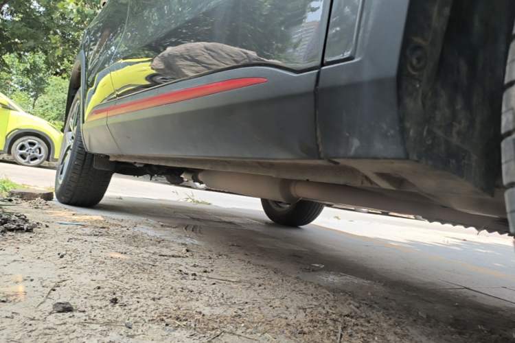 Used CHANGAN CS75 PLUS 2022 2nd Generation 1.5T Automatic Pilot Version Right Side Sill