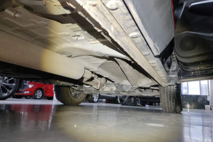 Used CHANGAN CS75 PLUS 2022 2nd Generation 1.5T Automatic Luxury Edition Right Side Sill
