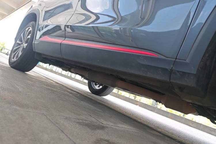Used CHANGAN CS75 PLUS 2022 2.0T Automatic Flagship Edition Right Side Sill
